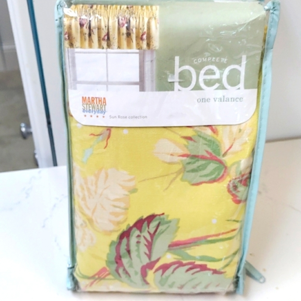 Martha Stewart sun rose collection valance bundle NEW